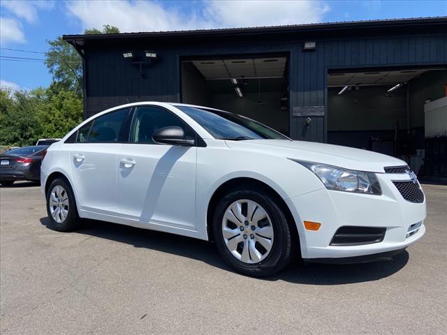 used 2014 Chevrolet Cruze car, priced at $12,900