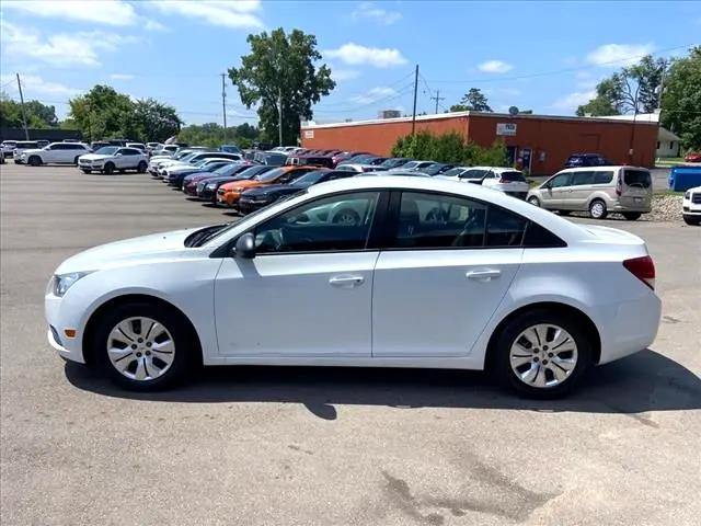 used 2014 Chevrolet Cruze car, priced at $12,900