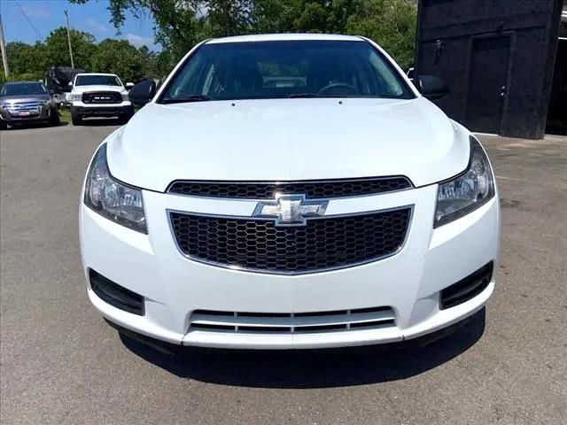 used 2014 Chevrolet Cruze car, priced at $12,900