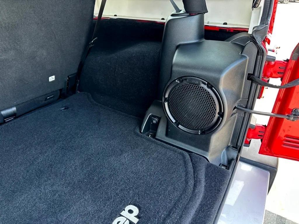 used 2014 Jeep Wrangler Unlimited car, priced at $16,500