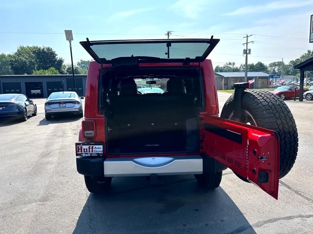 used 2014 Jeep Wrangler Unlimited car, priced at $16,500