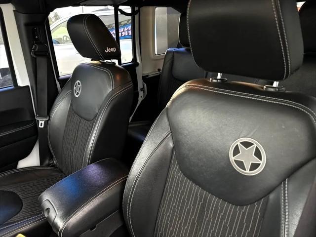 used 2015 Jeep Wrangler Unlimited car, priced at $19,900