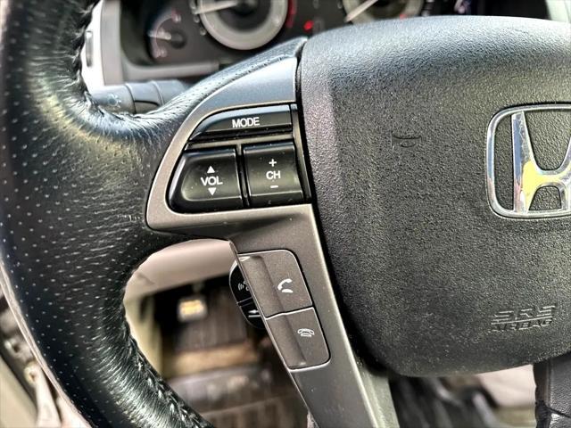 used 2011 Honda Odyssey car, priced at $9,900