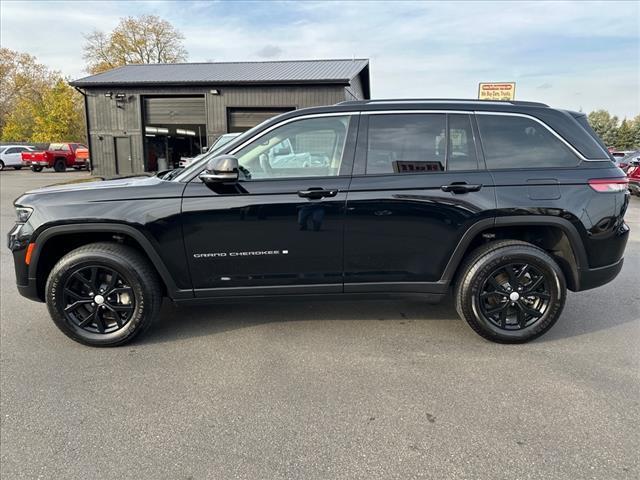 used 2023 Jeep Grand Cherokee car, priced at $29,695