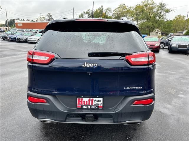 used 2015 Jeep Cherokee car, priced at $10,900