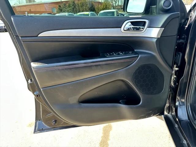 used 2013 Jeep Grand Cherokee car, priced at $10,495