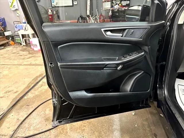 used 2022 Ford Edge car, priced at $21,495