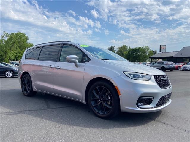 used 2022 Chrysler Pacifica car, priced at $34,900