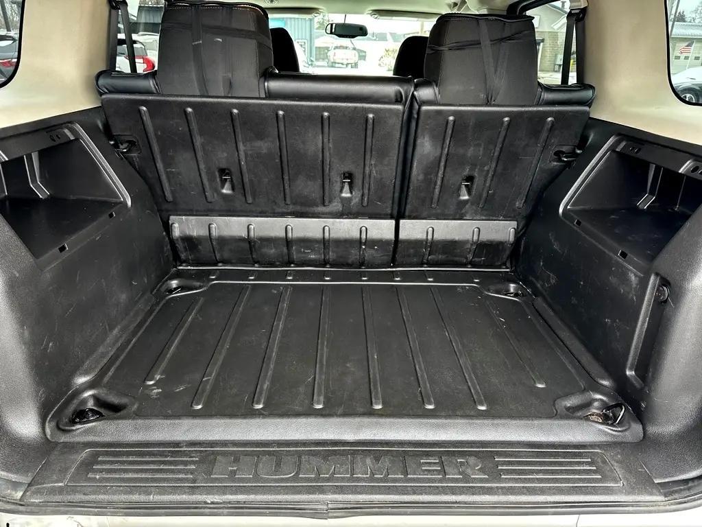 used 2008 Hummer H3 car, priced at $10,900
