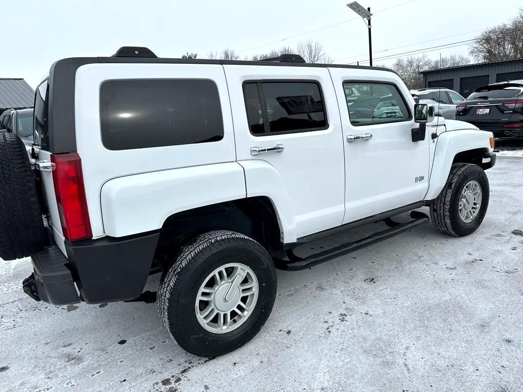 used 2008 Hummer H3 car, priced at $10,900