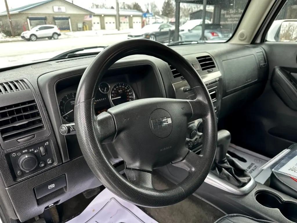 used 2008 Hummer H3 car, priced at $10,900