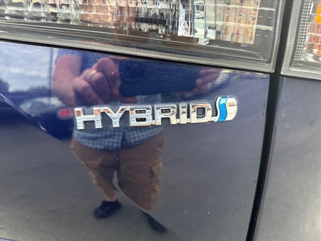 used 2022 Toyota Highlander Hybrid car, priced at $33,900