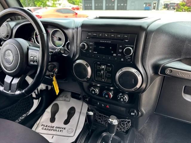 used 2014 Jeep Wrangler Unlimited car, priced at $11,500