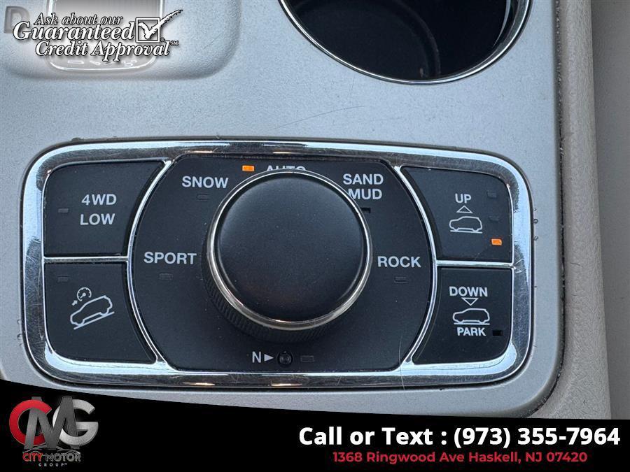 used 2012 Jeep Grand Cherokee car, priced at $7,995