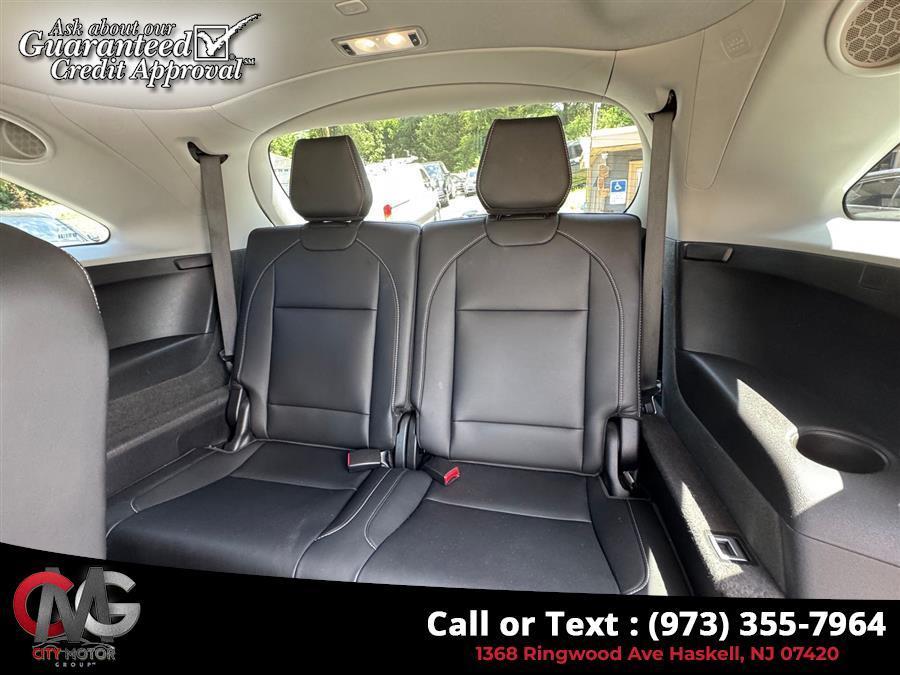 used 2017 Acura MDX car, priced at $19,723