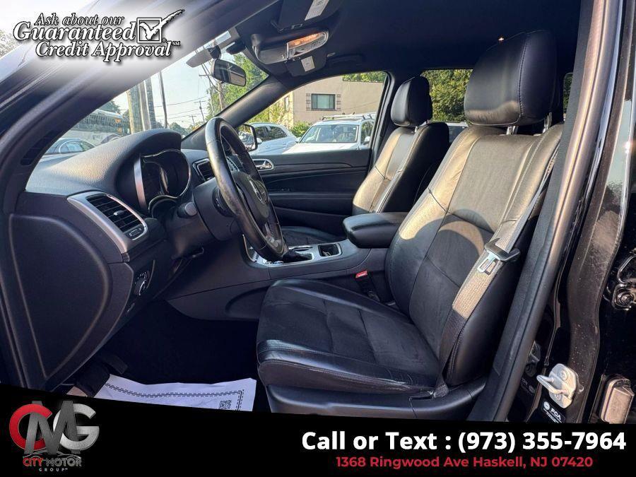 used 2021 Jeep Grand Cherokee car, priced at $19,609