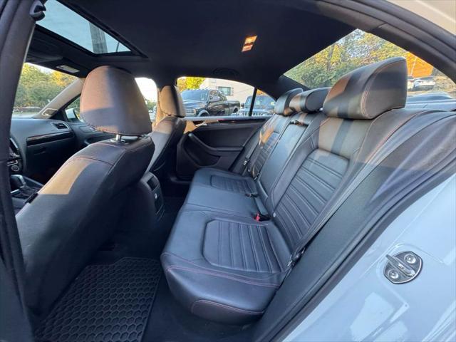 used 2017 Volkswagen Jetta car, priced at $10,450