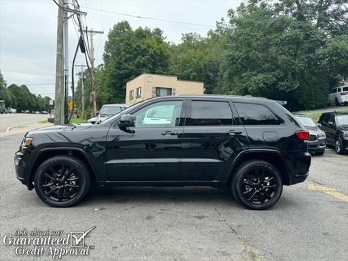 used 2021 Jeep Grand Cherokee car, priced at $22,995