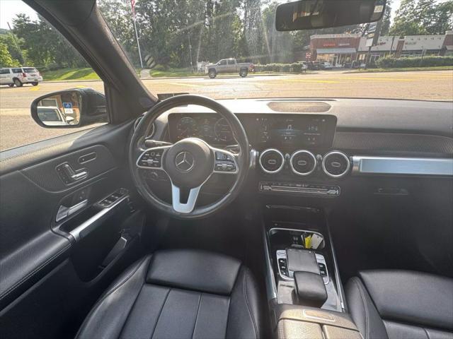 used 2020 Mercedes-Benz GLB 250 car, priced at $19,213