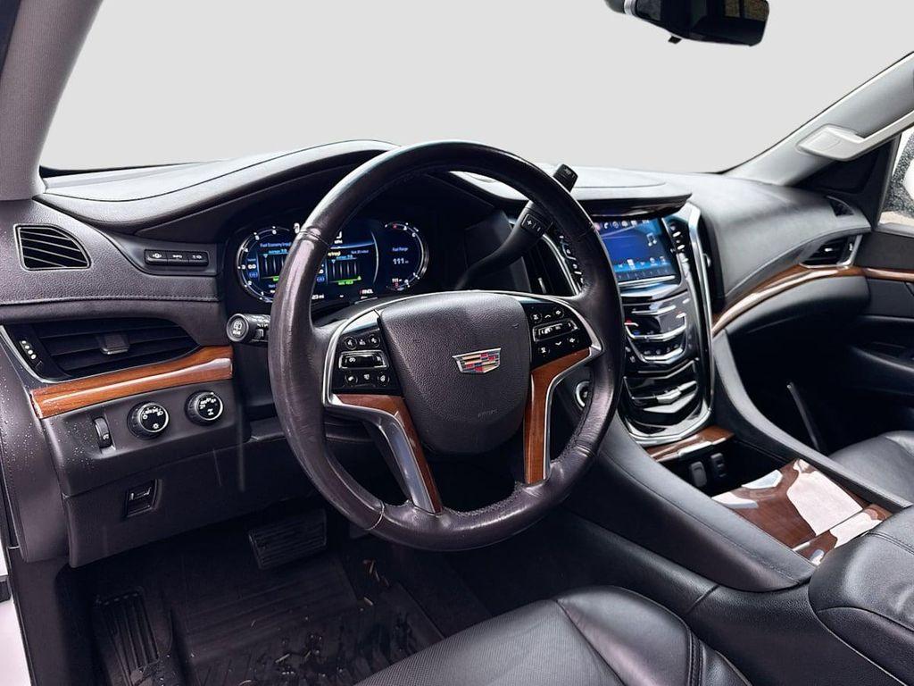 used 2018 Cadillac Escalade ESV car, priced at $34,880