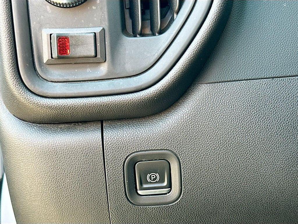 used 2022 GMC Sierra 1500 car, priced at $36,880