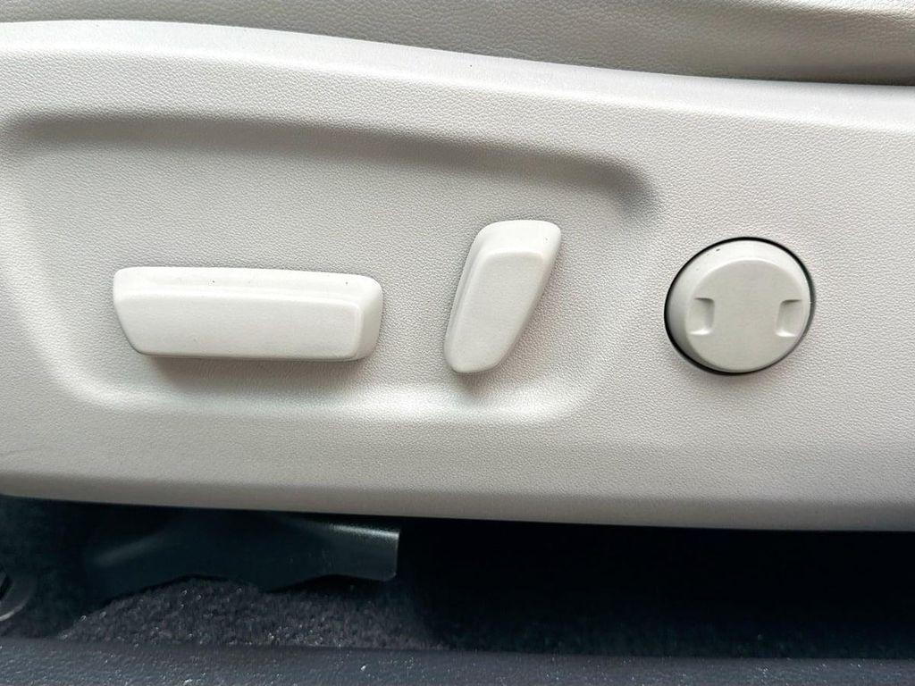 used 2014 Toyota Highlander car, priced at $14,880