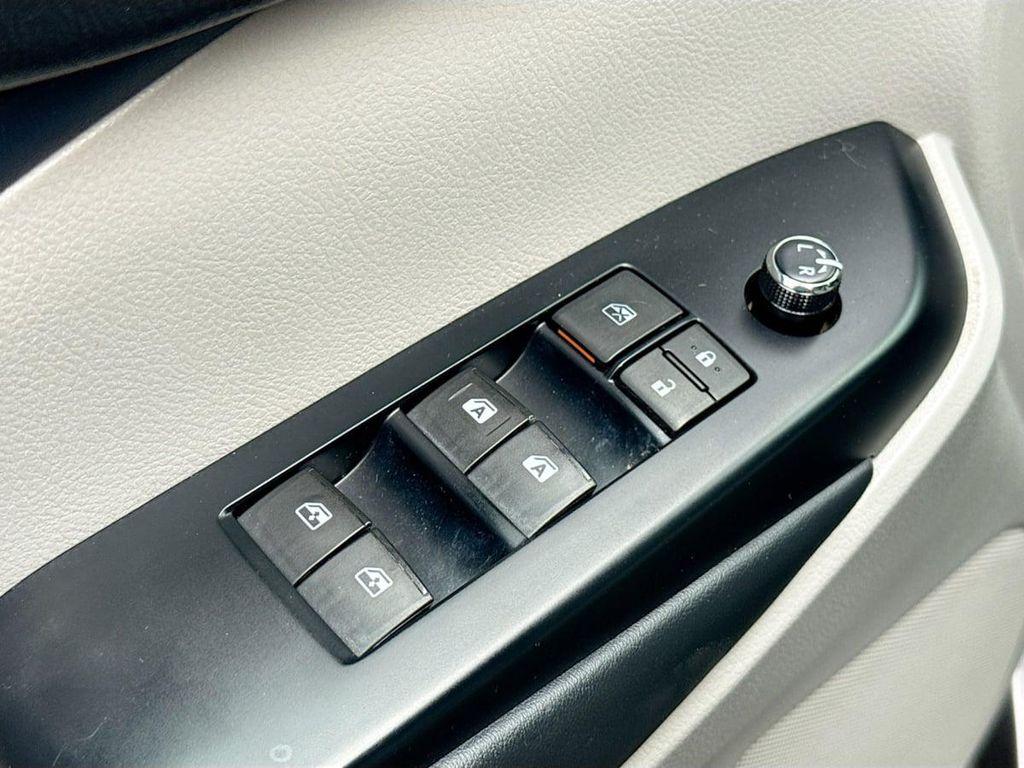 used 2014 Toyota Highlander car, priced at $14,880