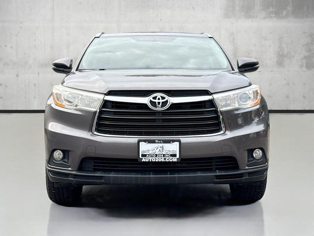 used 2014 Toyota Highlander car, priced at $14,880