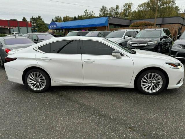 used 2022 Lexus ES 300h car, priced at $39,880