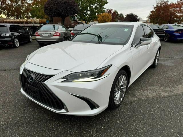 used 2022 Lexus ES 300h car, priced at $39,880