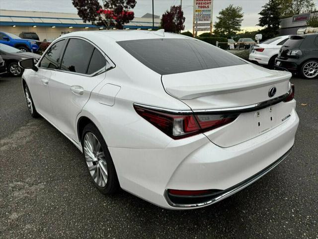 used 2022 Lexus ES 300h car, priced at $39,880