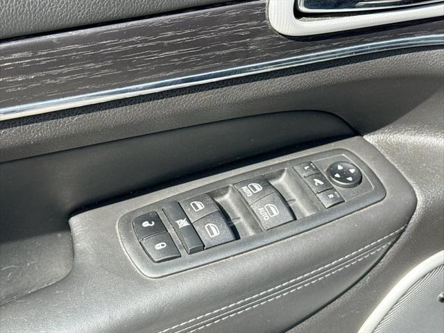 used 2019 Jeep Grand Cherokee car, priced at $32,880