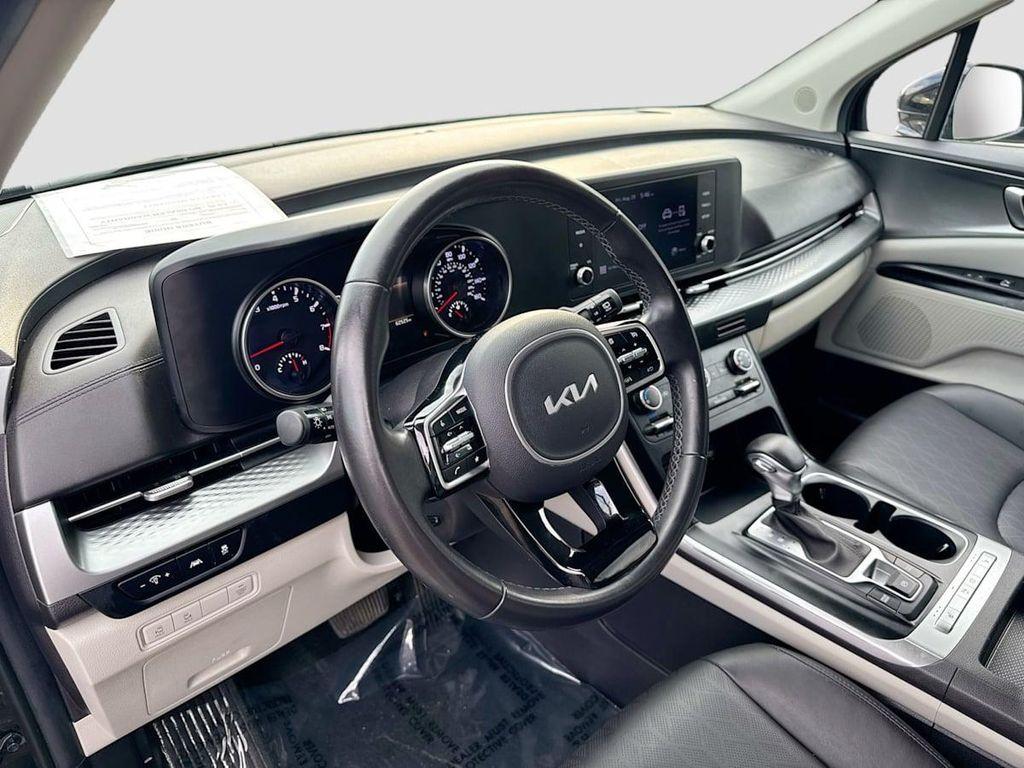 used 2022 Kia Carnival car, priced at $25,880