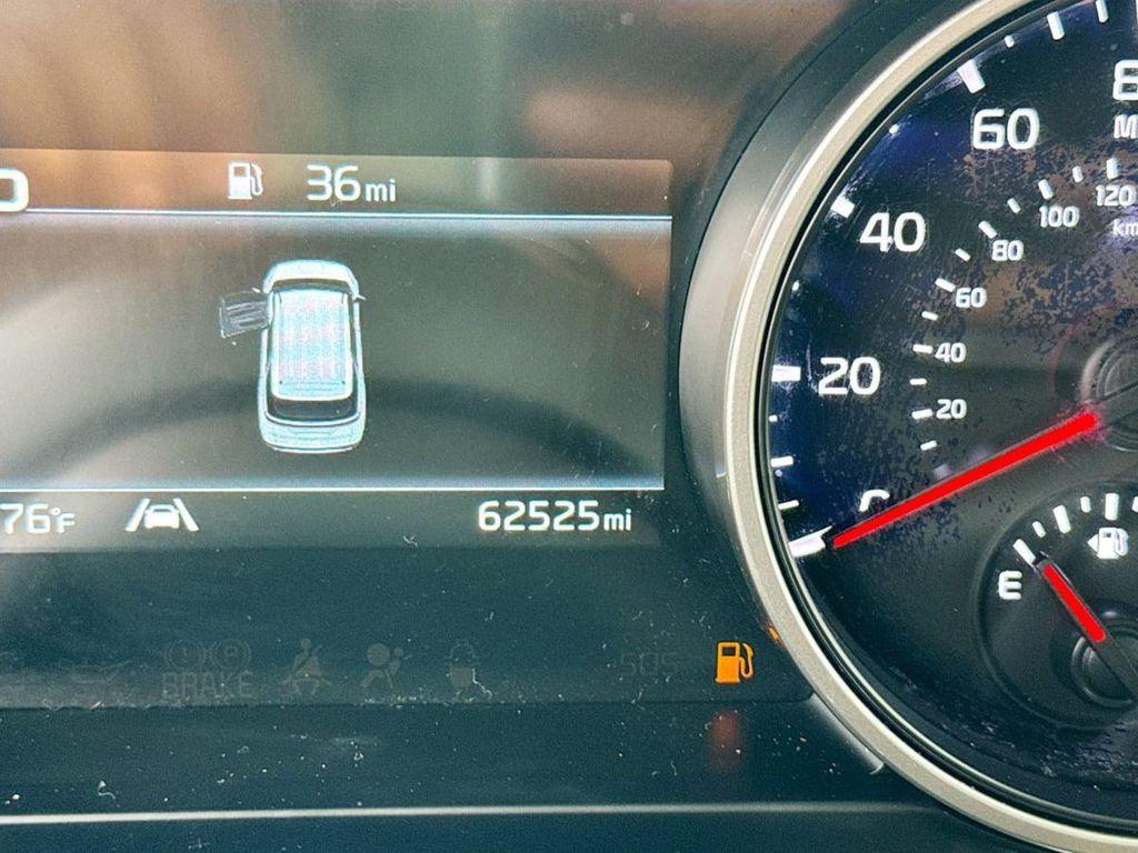 used 2022 Kia Carnival car, priced at $25,880