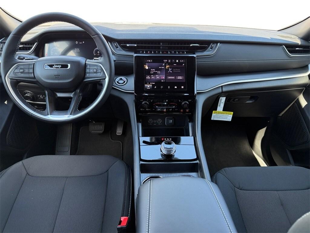 new 2025 Jeep Grand Cherokee car, priced at $42,920