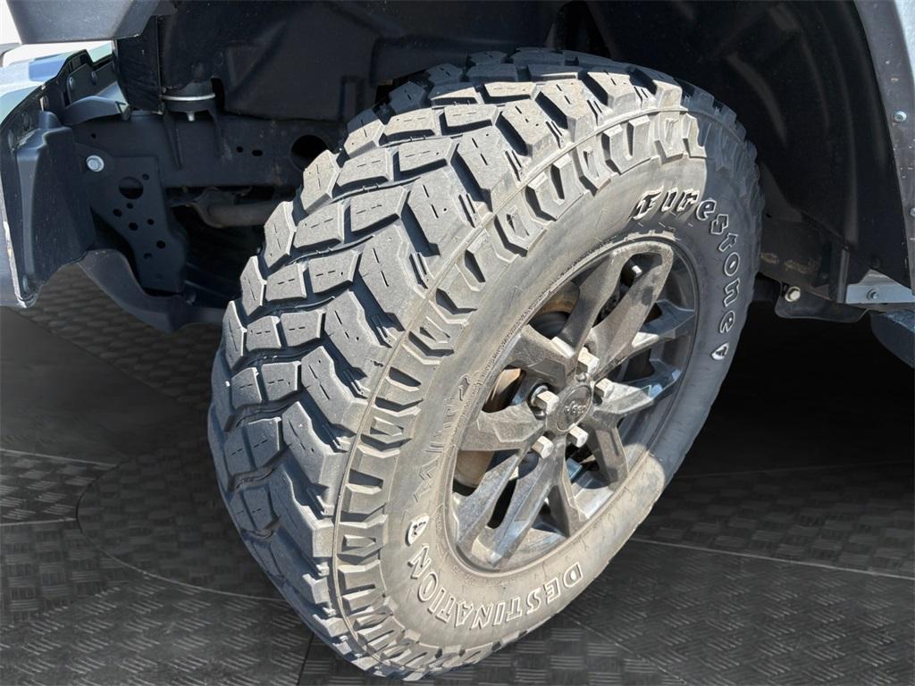 used 2022 Jeep Gladiator car, priced at $32,999