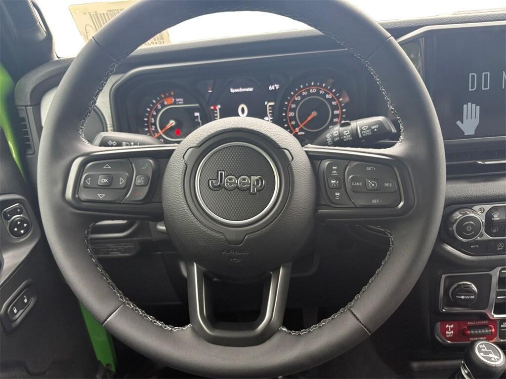 new 2025 Jeep Wrangler car, priced at $55,270