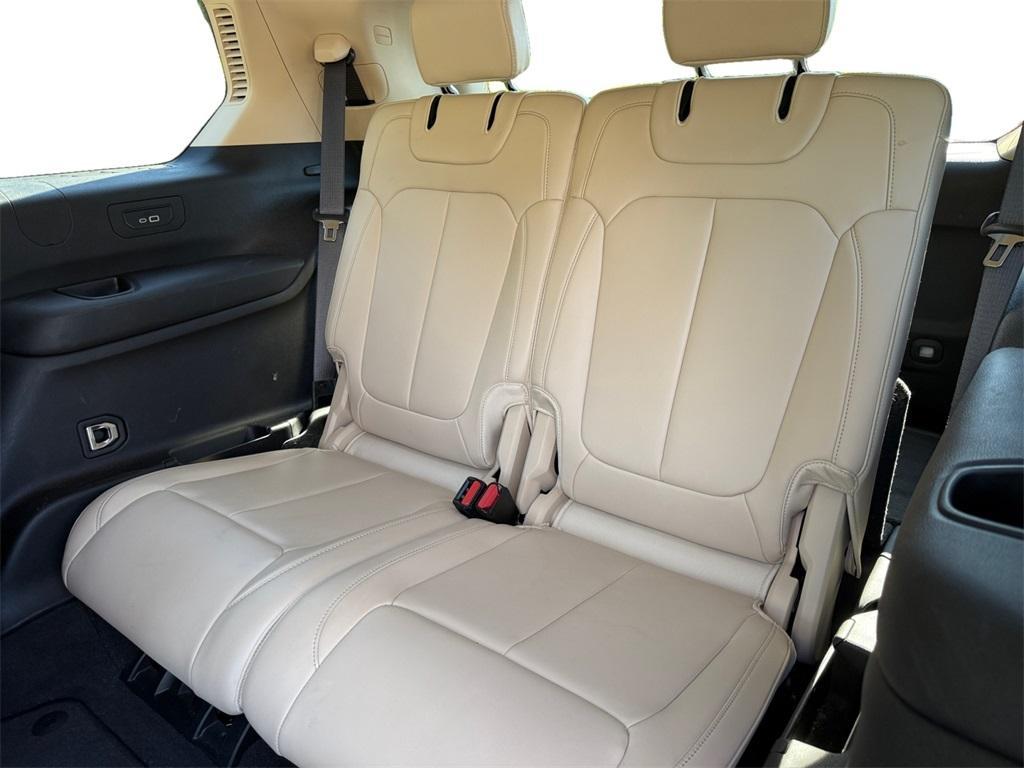 used 2021 Jeep Grand Cherokee L car, priced at $28,699