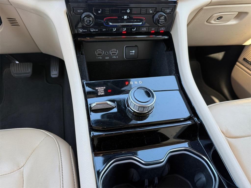 used 2021 Jeep Grand Cherokee L car, priced at $28,699