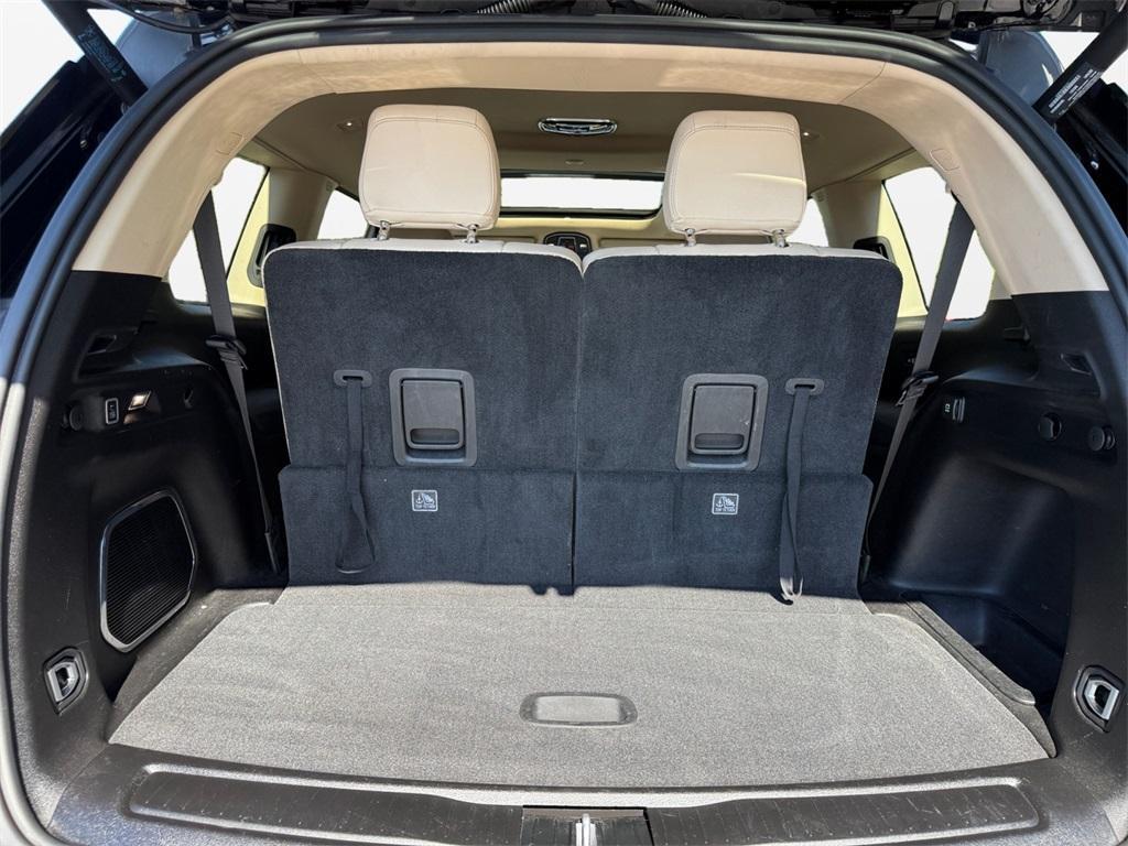 used 2021 Jeep Grand Cherokee L car, priced at $28,699