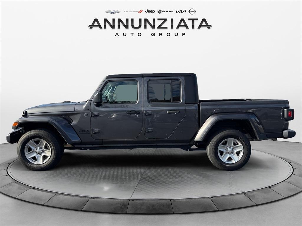 used 2022 Jeep Gladiator car, priced at $31,999