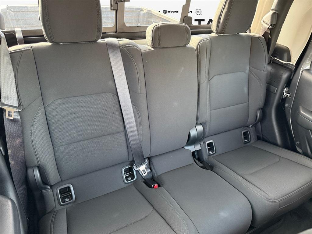 used 2022 Jeep Gladiator car, priced at $31,999