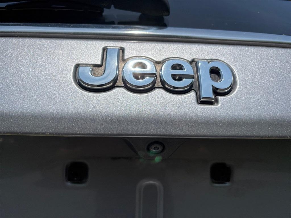 used 2022 Jeep Compass car, priced at $23,999