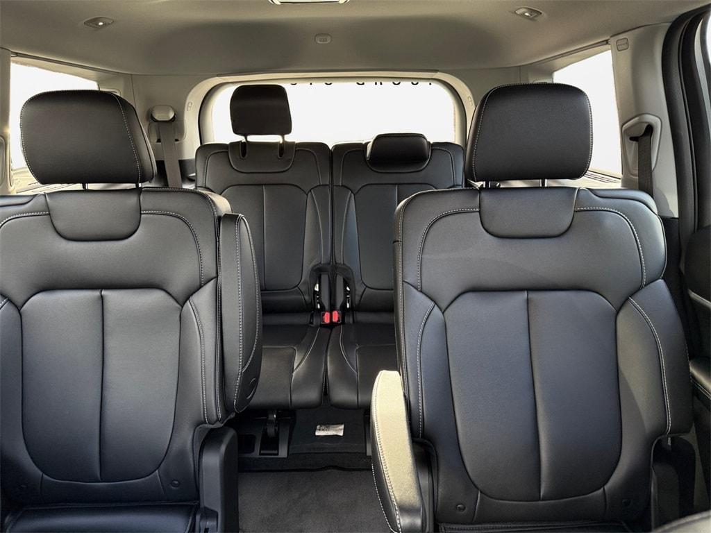 new 2024 Jeep Grand Cherokee L car, priced at $52,935