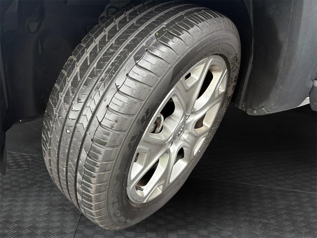 used 2022 Jeep Renegade car, priced at $22,399
