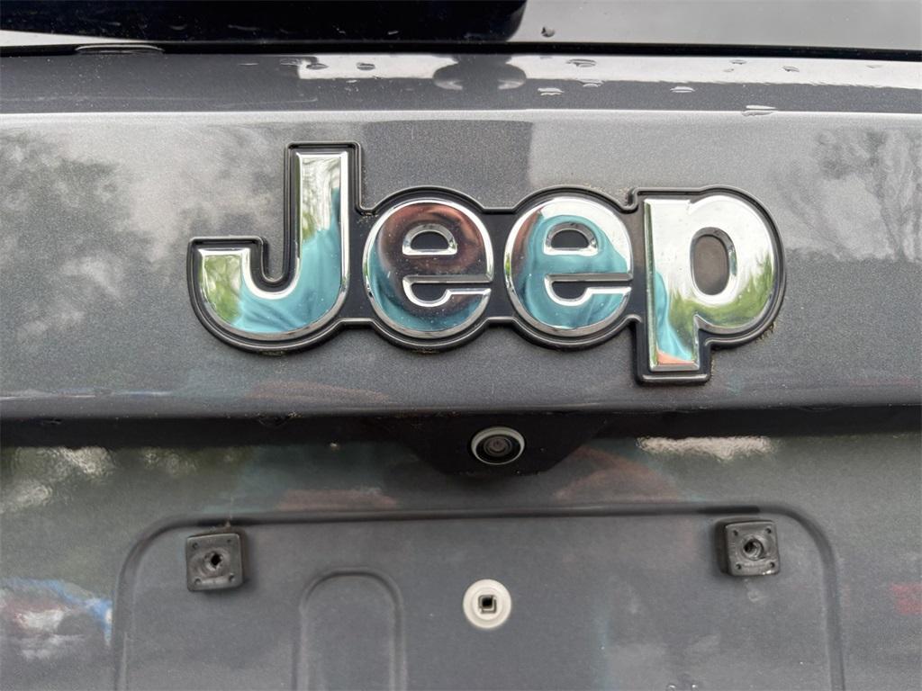 used 2022 Jeep Renegade car, priced at $22,399