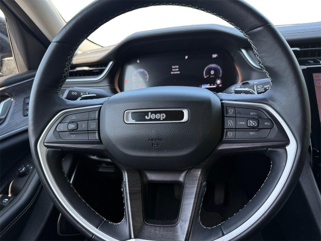 used 2022 Jeep Grand Cherokee L car, priced at $32,999