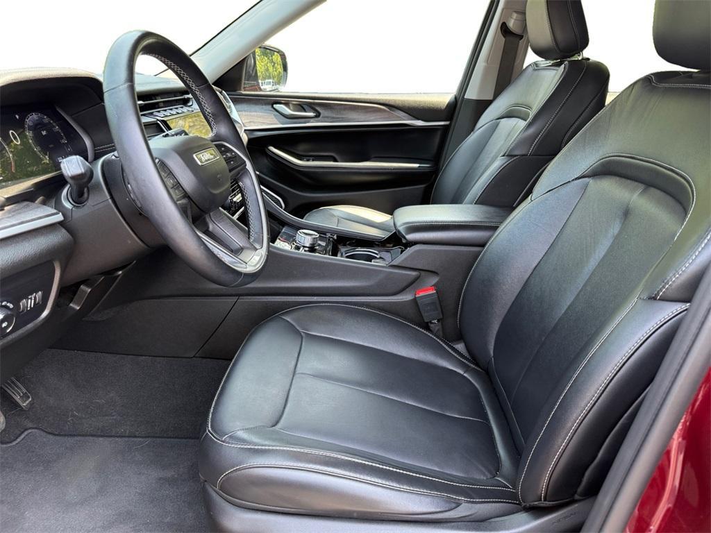 used 2021 Jeep Grand Cherokee L car, priced at $28,099