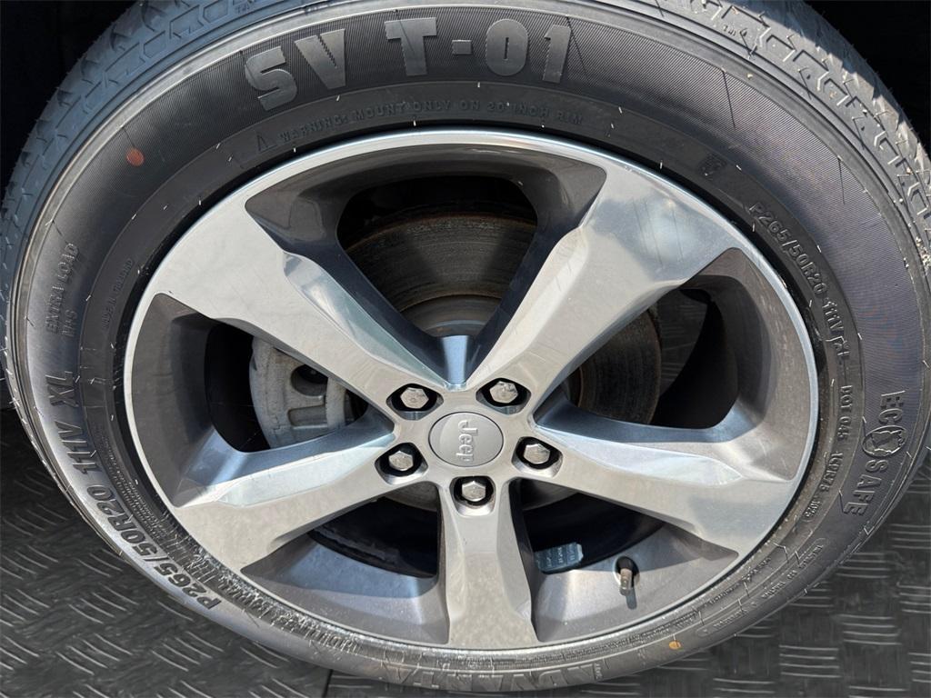 used 2021 Jeep Grand Cherokee L car, priced at $28,099