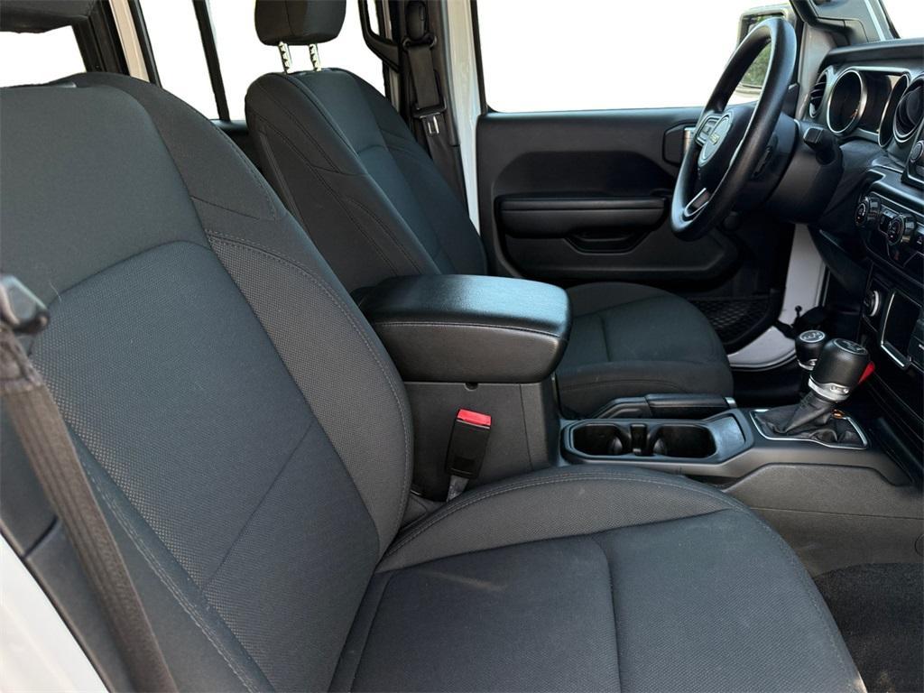 used 2021 Jeep Wrangler Unlimited car, priced at $29,299